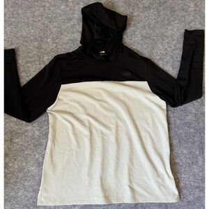 The North Face: XL Women's Sweater